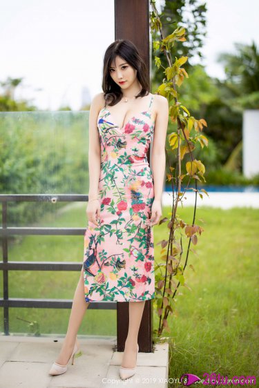爱沢莲