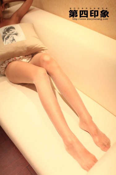 《撩妹撩到自己亲妈》